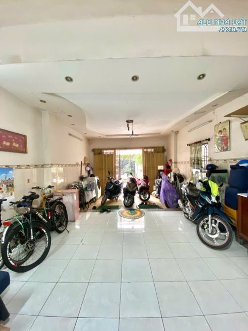 CMT8, P5 Tân Bình – 90m²  Giá 6.95 tỷ Thương Lượng