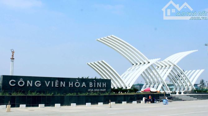 ĐẤT ĐỖ NHUẬN, CV HÒA BÌNH, OTO 7 CHỖ CÁCH 1 NHÀ RA OTO TRÁNH, 2 THOÁNG, 55m MT 6m 12.5 Tỷ