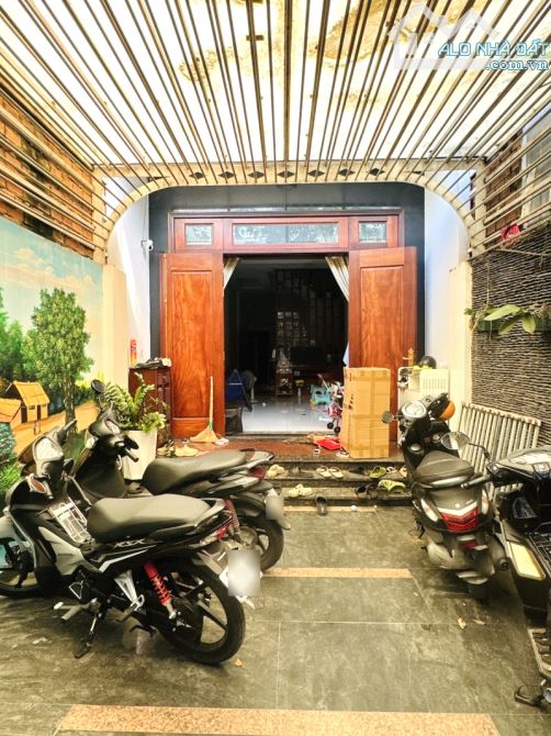 Nhà Đẹp 4 Tầng Hẻm Xe Hơi 8m – Khu Bên Sông – 103m2_4x26m - Chỉ 12,8 Tỷ - Hiệp Bình Chánh
