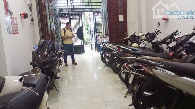 Tân Bình, Bán nhà 4 tầng, hẻm  7m, 8 phòng đang khai thác, thu nhập 30 tr/tg, gần Ga T3.