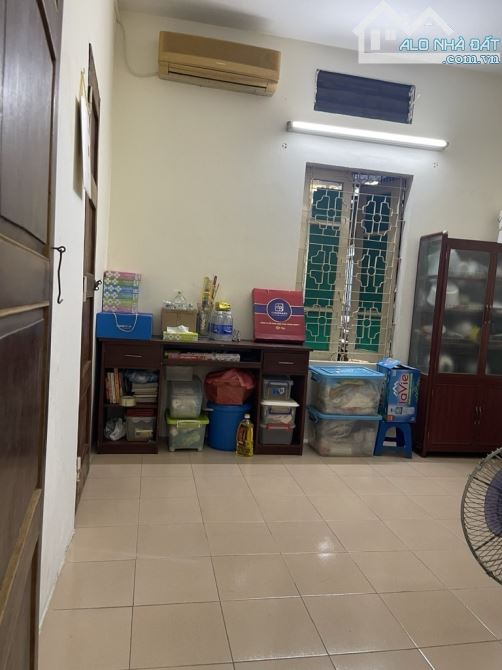 BÁN TẬP THỂ PHẠM VĂN ĐỒNG 120m2- GIÁ 4,9 TỶ