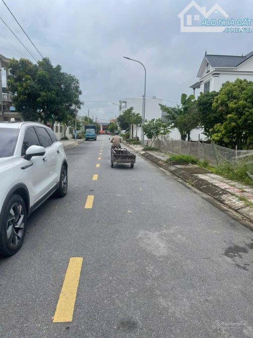 ĐẤT RẺ 111M2 NGAY ĐƯỜNG LÝ THÁI TỔCHÂN PHÀ CÁT LÁI GIÁ NGỘP 1 TỶ 570 SỔ RIÊNG CHÍNH CHỦ