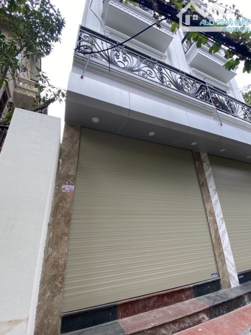 Nhà 5 Tầng-3PN-4WC-6tỷ9, Đối diện Aeon.Mall.Long Biên-cầu Vĩnh Tuy-cầu Trần Hưng Đạo.