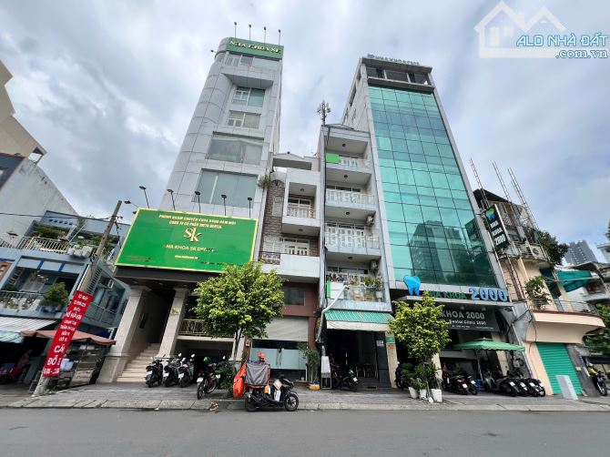 Bán tòa nhà mặt tiền đường CMT8, Q. Tân Bình, DT: 8 x 36m, Hầm - 10 tầng, HĐT 350tr/tháng.