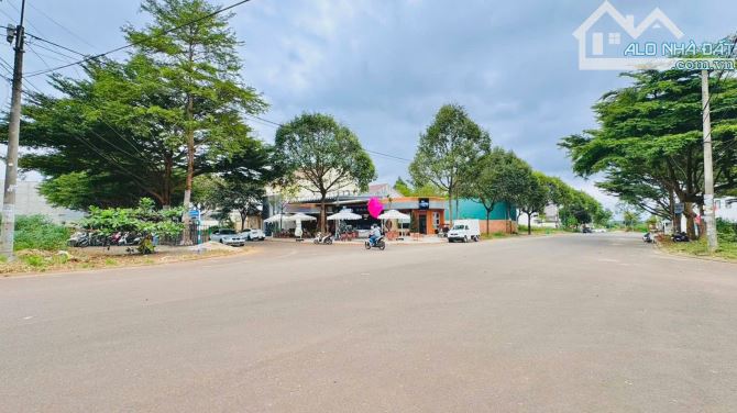 GÓC 2 MẶT TIỀN LÊ VĂN NHIỄU - NGUYỄN KHẮC TÍNH: Giá 16,9 tỷ