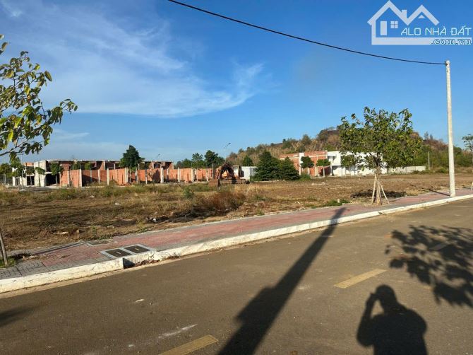Bán gấp – Đất đường số 28, Hòa Long – Bà Rịa