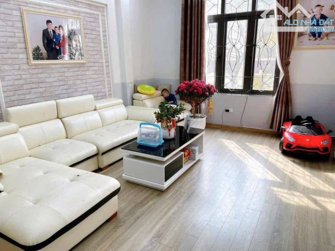 LA KHÊ - DV CÂY QUÝT - HÀ ĐÔNG - HOÀN THIỆN MỚI 5 TẦNG - Ô TÔ NGỦ TRONG NHÀ - 14,3 TỶ