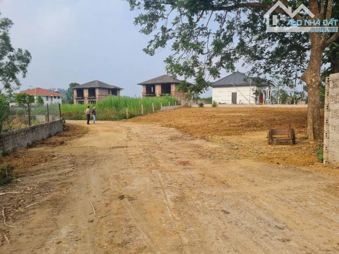 Bán 842m đất Yên Bài, Ba Vì, gần Làng văn hóa, Ga đg sắt số 5, nở hậu, oto tránh, 6.2tỷ