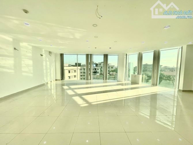 Cho thuê văn phòng 100m² tại Hoàng Cầu – trung tâm Đống Đa, giá chỉ 17 triệu/tháng có TL