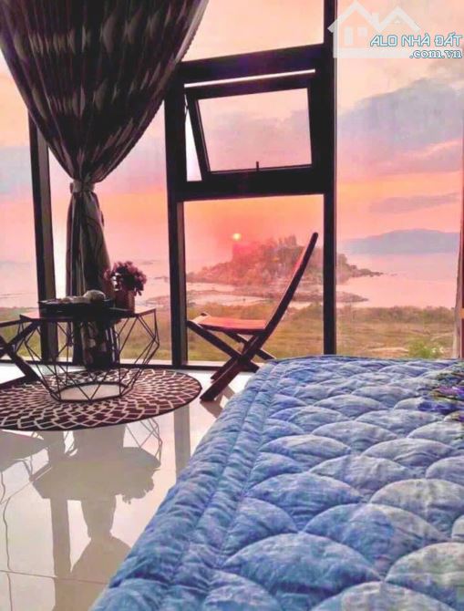 Bán khách sạn căn góc mặt biển Phạm Văn Đồng 17t5
