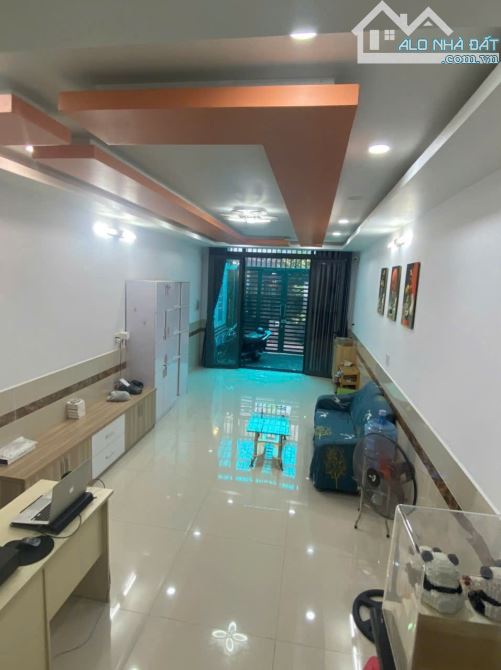 Bán gấp nhà sát Mặt Tiền Phan Đăng Lưu, 4 Lầu BTCT, 50m2, giá chỉ nhỉnh hơn 9 Tỷ