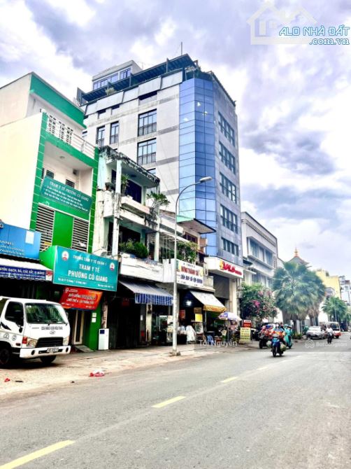 Bán nhà góc 2MT  An Dương Vương gần Lê Hồng Phong, P. 4, Q5. DT: 3.6x21m, 2 tầng. Gía 29.5