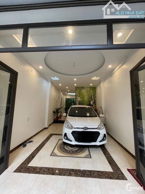 Siêu phẩm!Cc nhà Tô Vĩnh Diện,vỉa hè oto tránh ngủ trong nhà, không ngập lụt, ở kinh doanh