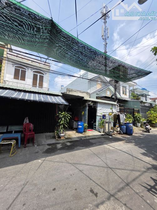 3Tỷ050__99m2 (5x20m)__Dãy Trọ thu nhập 7 Tr/Th__cách 22/12 chỉ 100m__gần Chợ Đêm Hòa Lân