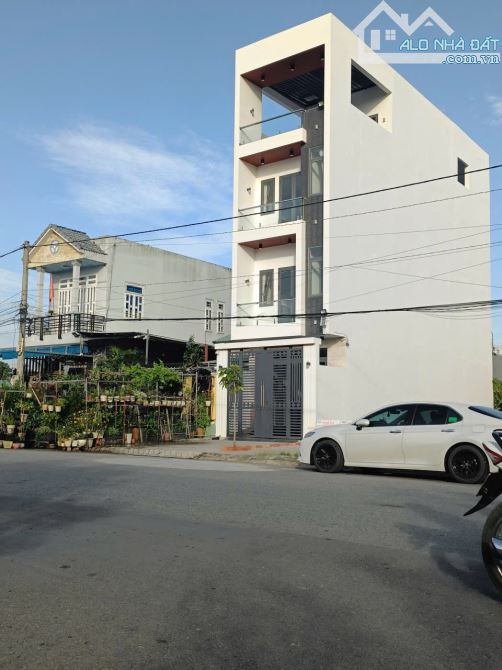 Bán căn nhà trục chính A1 TOYOTA