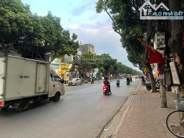 YÊN VIÊN - KHUÔN TIỀN HIẾM - C4 Ở LUÔN - SỔ VUÔNG - TƯƠI LAI RỰC SÁNG