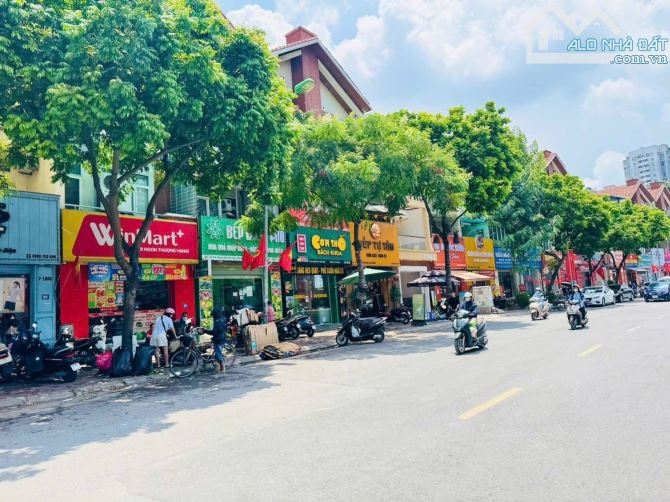 BÁN NHÀ NGUYỄN VĂN LỘC HÀ ĐÔNG_KINH DOANH NÁO NHỆT_2 MẶT TIỀN ĐẸP_OTO TRÁNH_41M2_13,9T