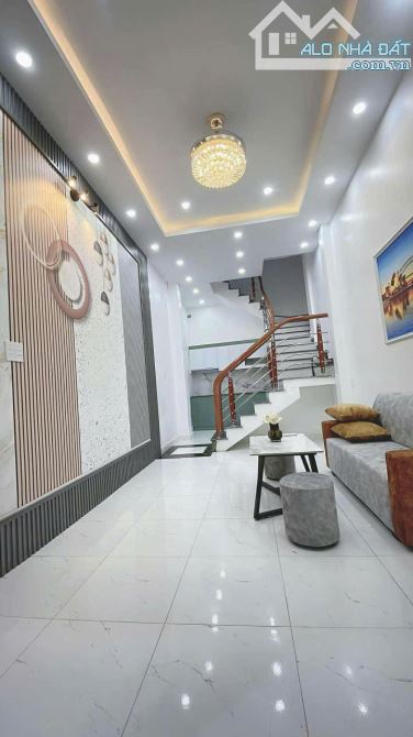 xây mới 3 tầng Dư hàng - lê chân