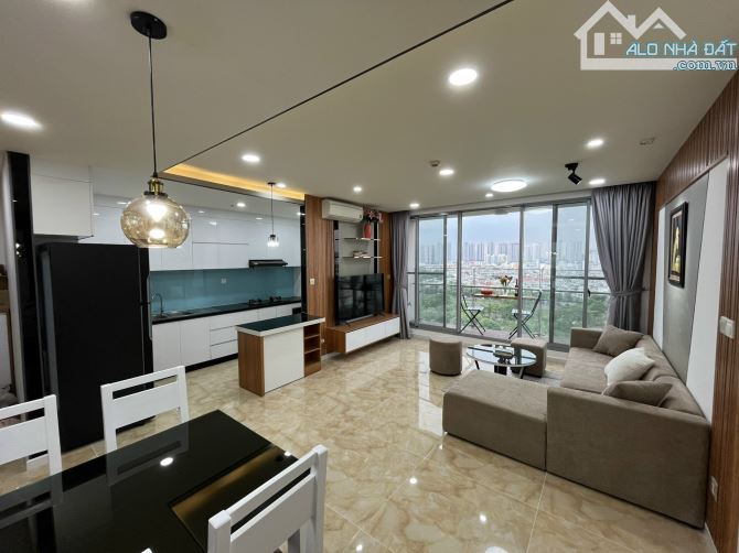 Bán căn hộ 2pn tòa nhà C chung cư Green Valley Phú Mỹ Hưng T10/2025