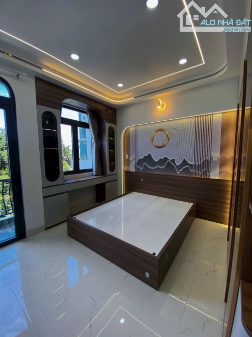 👉BÁN NHÀ BÌNH TÂN 5 TẦNG  HƯƠNG LỘ 2  HẺM 8M THÔNG NỘI THẤT XỊN CHỈ HƠN 6 TỎI