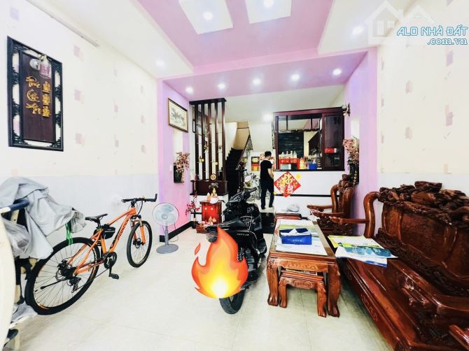 Nhà hơn 6tỷ, 50m2, 3 Tầng, Vườn Lài, Phú Thọ Hoà, Tân Phú, hẻm 5m ô tô thông