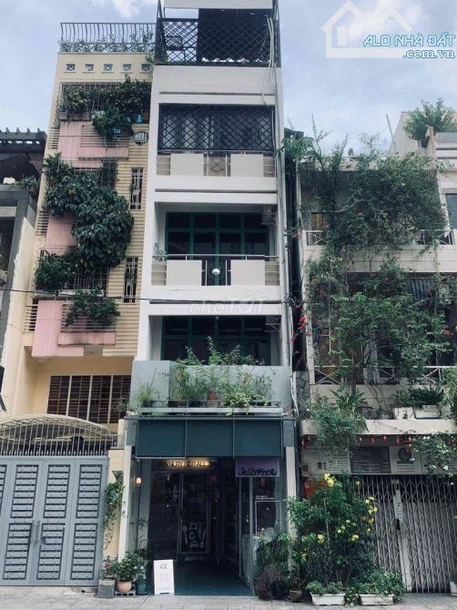 Bán Nhà Mặt Tiền Bùi Văn Thêm Phú Nhuận 4x15m Vuông Vức Kết Cấu 5 Tầng Nhà Đẹp Giá 14,5Tỷ