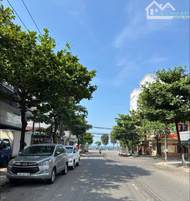 BÁN LÔ ĐẤT MT 7M5 LÝ TỬ TẤN -DT 100M2 NGANG 5M CÁCH BIỂN 300M