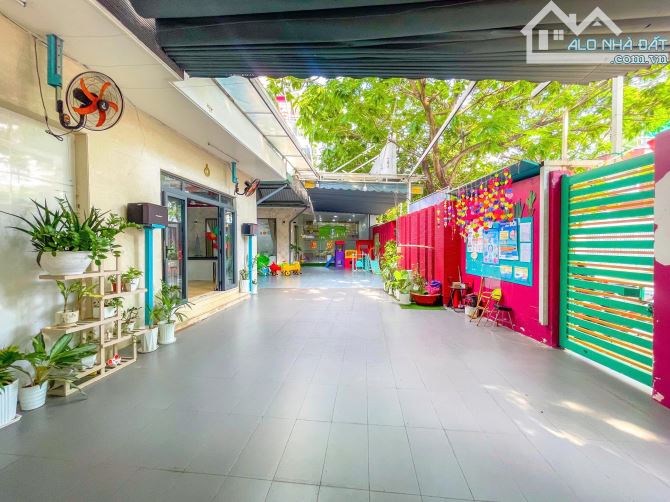 Bán biệt thự đôi khu Hà Đô Quận 12 24x30m – Đang cho thuê trường mầm non 100tr/tháng