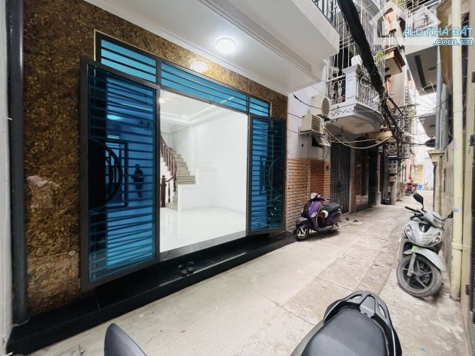 Bán nhà Phố Tam Trinh, Hồ Đền Lừ, 38m2 x 4 tầng, ô tô 10m, GIá: 7,45 tỷ( ctl)