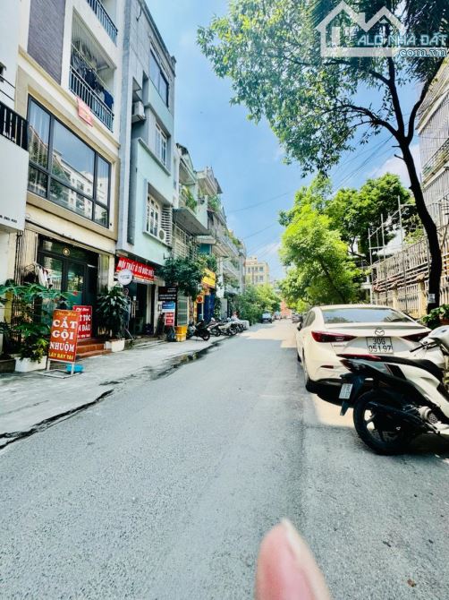 Siêu phẩm 2 thoáng trước sau ô tô tránh kinh doanh phố Trần Bình 59m*5T giá 20 Tỷ (TL