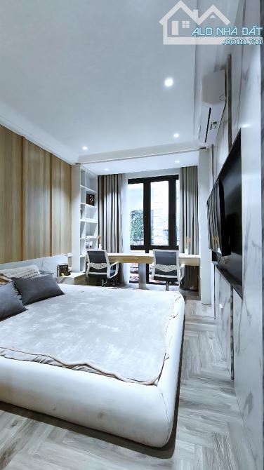SIÊU PHẨM VẠN PHÚC HÀ ĐÔNG-DT50M/7T - THANG MÁY-FULL NỘI THẤT SANG TRỌNG-PHÂN LÔ VỈA HÈ -