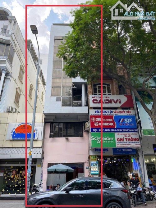 Bán mặt tiền 126 Nguyễn Thái Bình, Quận 1; 65m2 (4x18); 5 Tầng ST; HĐT 80Tr; Bán 50 tỷ