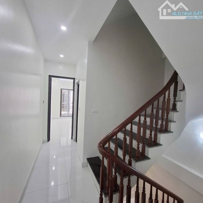 Bán Nhà Xuân Đỉnh, Bắc Từ Liêm. Gần CV Hoà BÌnh, Phạm Văn Đồng. Thang máy, 37 m2. 10,8 Tỷ