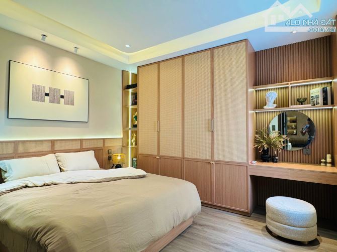 Chủ nhà cần bán nhanh căn hộ VOV Mễ Trì 80m2 giá 5.1 tỷ 2N1W ful nội thất