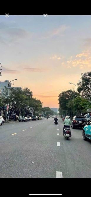 CẦN BÁN LÔ 300m MẶT TIỀN ĐƯỜNG 15m VÂN ĐỒN
