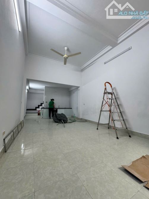 🏡 BÁN CĂN NHÀ 2,5 TẦNG NGAY TRUNG TÂM THÀNH PHỐ THANH HÓA - P.ĐÔNG THỌ cũ - GIÁ CHỈ 1.9x