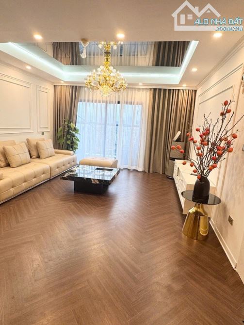 CHUNG CƯ LICOGI 13 CĂN GÓC 130M 3 NGỦ HƠN 5 TỶ