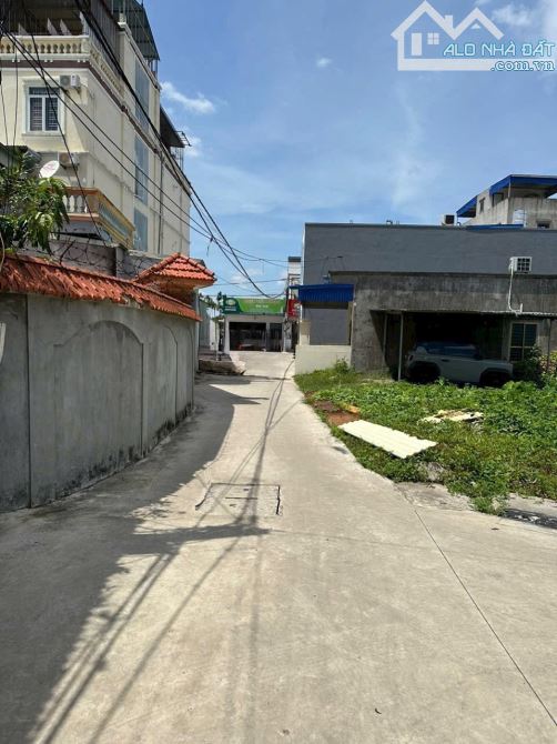 Bán đất Lâm Động- Thuỷ Nguyên ô tô ra vào gần trục liên thôn giá chỉ 1,4x tỷ