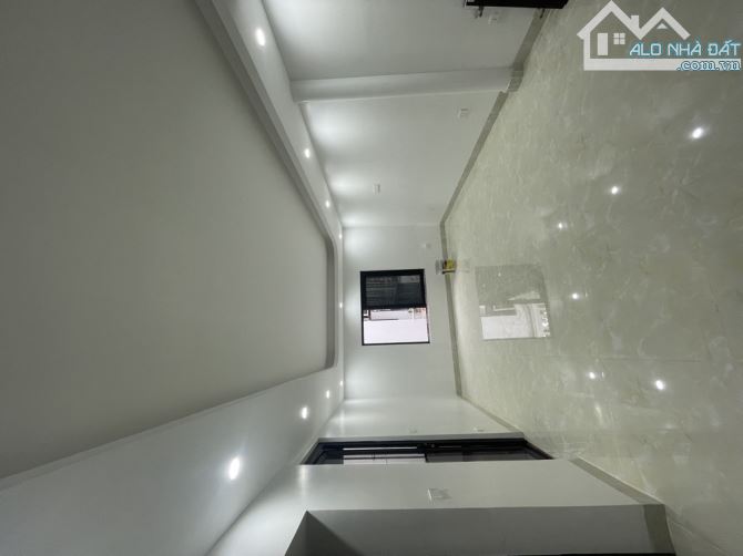VIEW CÔNG VIÊN THỐNG NHẤT - NHÀ MỚI TINH - FULL NỘI THẤT CAO CẤP - THANG MÁY - THOÁNG TRƯỚ