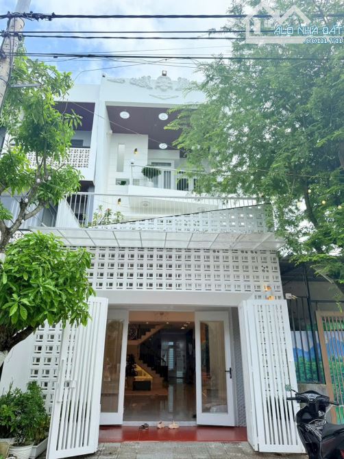 Bán nhà 3 tầng MT Thanh Lương 6 Hoà Xuân