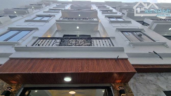 💎 SIÊU PHẨM 6 CĂN VIEW HỒ TÂY 40M2 MT5M 7 TẦNG THANG MÁY, GẦN Ô TÔ, SỔ ĐẸP, MUA GIỮ TIỀN