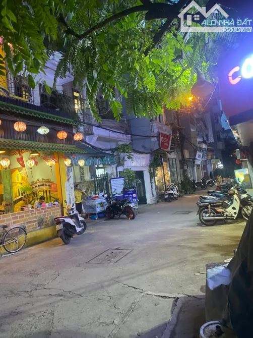 BÁN NHÀ TÂY SƠN, ĐỐNG ĐA, Ô TÔ TRÁNH, KINH DOANH, 2 THOÁNG, 68M, 20.5 TỶ