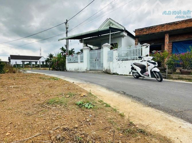 Đất Thổ Cư đẹp đường nhựa Giá tốt- Cách Nha Trang 15phut.