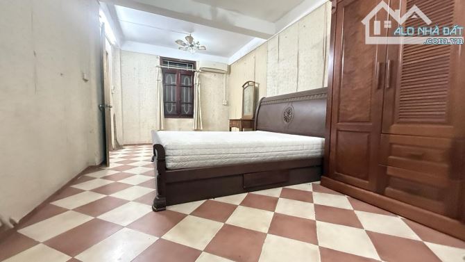 TT Khí Tượng Thủy Văn – Chùa Bộc – Oto Đỗ Sát Nhà – 35/60m – 4.2 Tỷ – Đống Đa