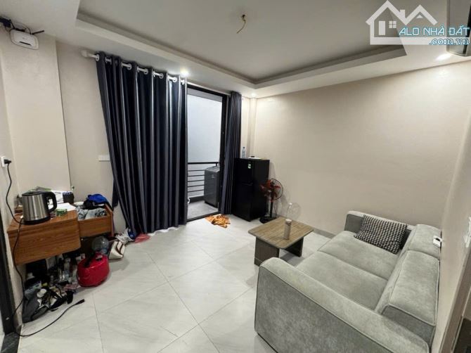 Nhà đẹp ngõ nông-ô tô đỗ cổng-5 tầng-giá 8,2 tỷ