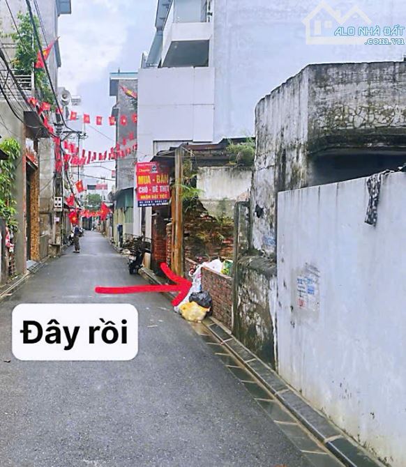 Bán gấp đất đẹp Võ Chí Công –35m² – mặt tiền 4,2m ngõ thông thoáng- gần ô tô– nhỉnh 5 tỷ