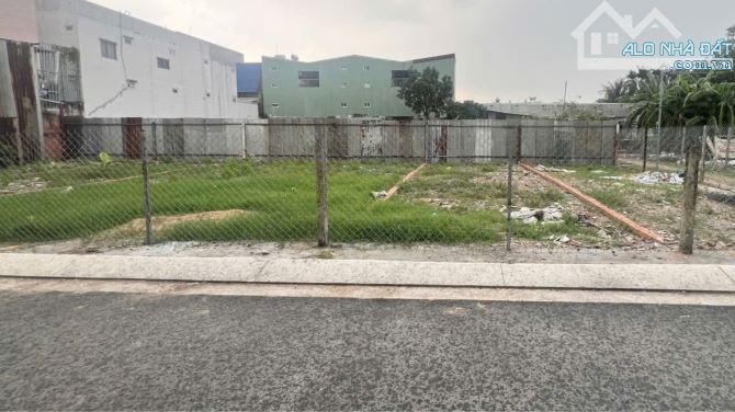 Đối diện Vạn Phúc City, Đất 56m² khu phân lô, HXH, vị trí đẹp hiếm, xây dựng tự do 4,6 Tỷ