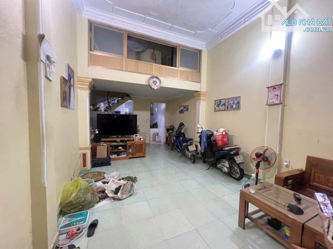 Nhà 2,5 tầng tuyến 2 đường Trần Nhội - Ngõ hơn 3m