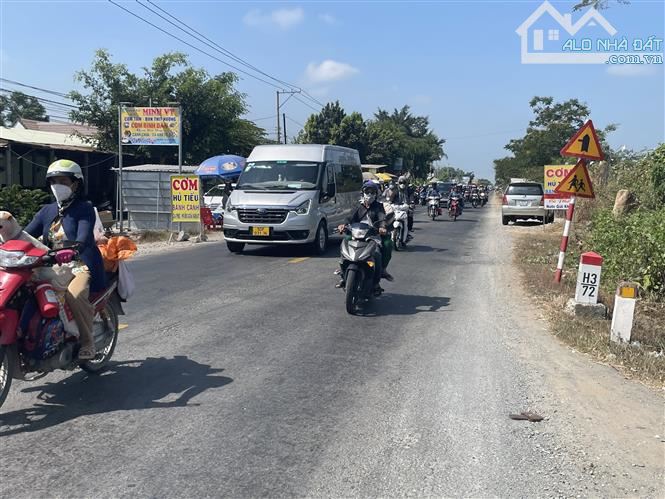 BÁN ĐẤT MT QUỐC LỘ 62 THỊ XÃ KIẾN TƯỜNG