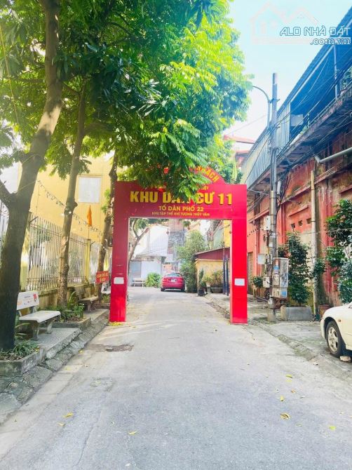 Hiếm Bán - Nhà Thô Mộc -Tập Thể Khí Tượng Thuỷ Văn - Chùa Bộc - Dt:60m2/PK/PN*4,2 tỷ